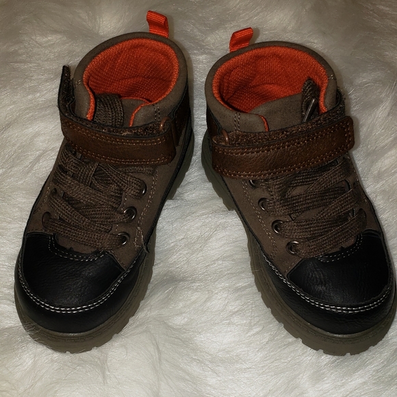 Carter's Mid-top Shoes - Picture 4 of 4